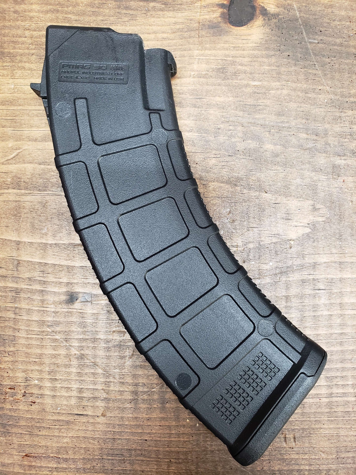 Type 81 PMAG battlepack with free extended charging handle